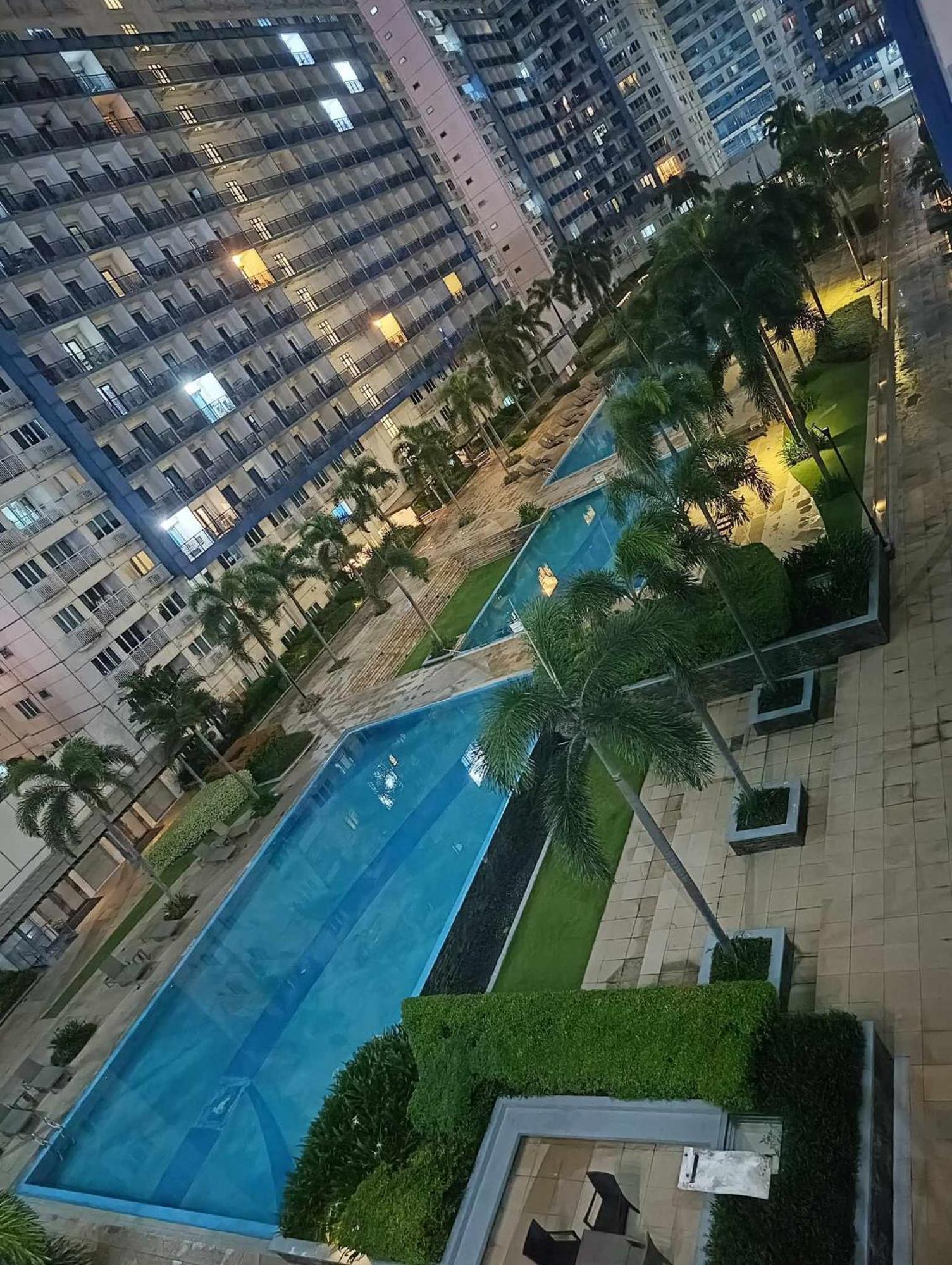 Bliss Staycation At Sea Residences By John 马尼拉 外观 照片