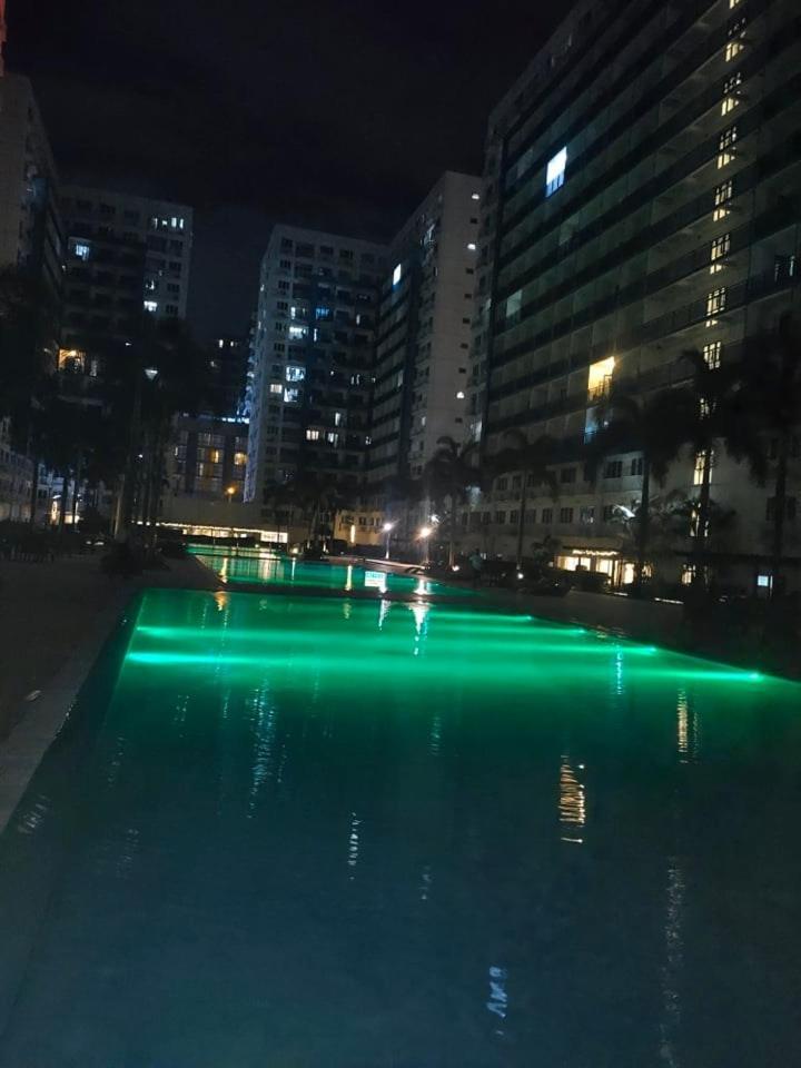 Bliss Staycation At Sea Residences By John 马尼拉 外观 照片